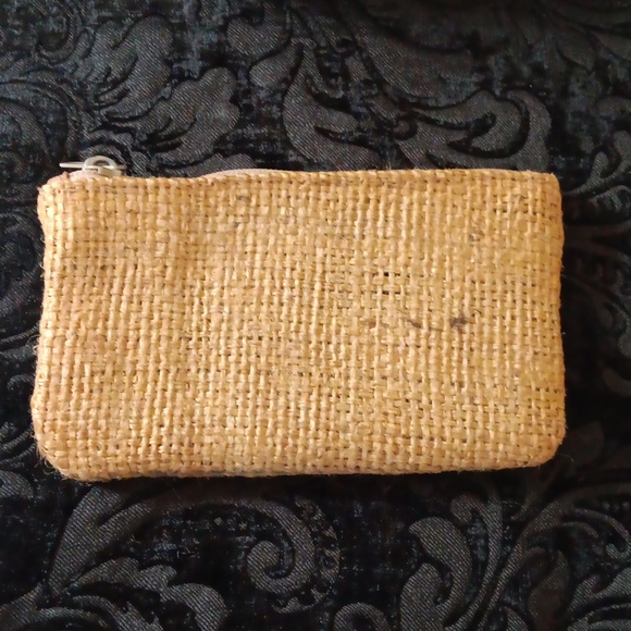 🏕Artisan Indonesian Handcrafted Woven Cases of Natural Fibers. - Picture 4 of 7